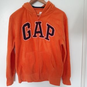 Gap sweater